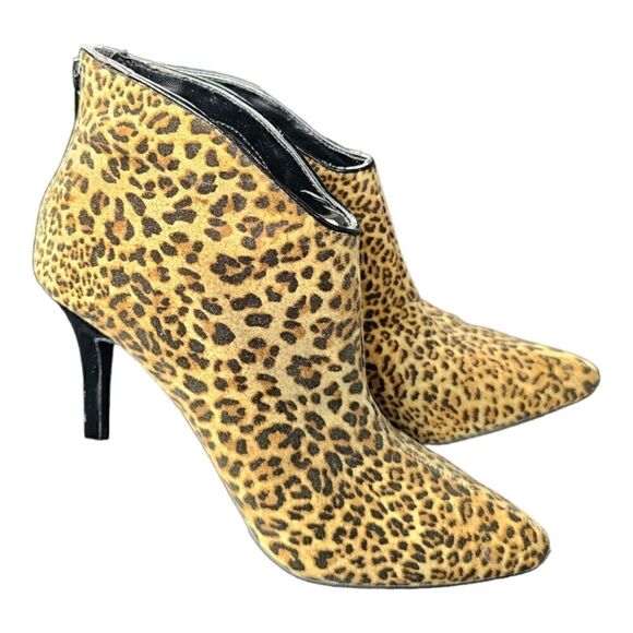CARLOS SANTANA "Pizazz" Leopard Print Booties - Size 8 - Picture 1 of 7